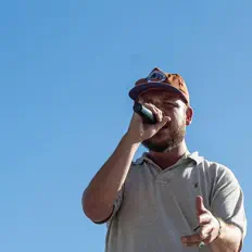 Listen to Tommy Brown, watch music videos, read bio, see tour dates & more!