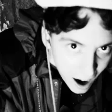 Listen to гришка, watch music videos, read bio, see tour dates & more!