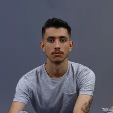 Dengarkan Eyeskies, tonton video musik, baca bio, lihat tanggal tur & lainnya!