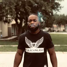 Poslechněte si interpreta Yceez, sledujte hudební videa, přečtěte si životopis, podívejte se na data turné a další informace.