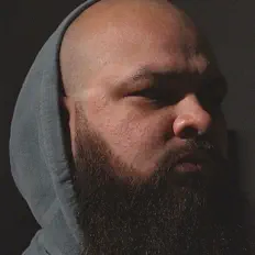 Poslechněte si interpreta Dcthebeatmaker, sledujte hudební videa, přečtěte si životopis, podívejte se na data turné a další informace.