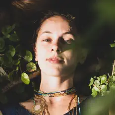Listen to María Grand, watch music videos, read bio, see tour dates & more!