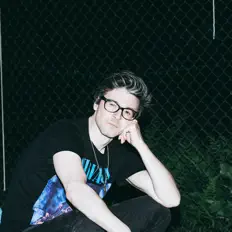 收听 Jaws Of You、观看音乐视频、阅读小传、查看巡演日期等 ！