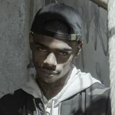 Slick dinle, müzik videolarını izle, biyografisini oku, tur tarihlerini ve daha fazlasını gör!