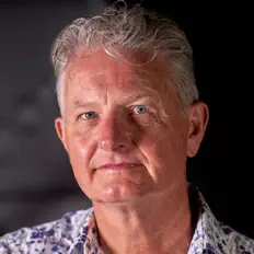 Listen to John Lindsay, watch music videos, read bio, see tour dates & more!
