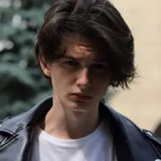 Écoutez kocherovets, regardez des vidéoclips, lisez la biographie, consultez les dates de tournée et plus encore !