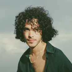 Ascolta Ruby Diamond, guarda video musicali, leggi la biografia, vedi le date del tour & altro!