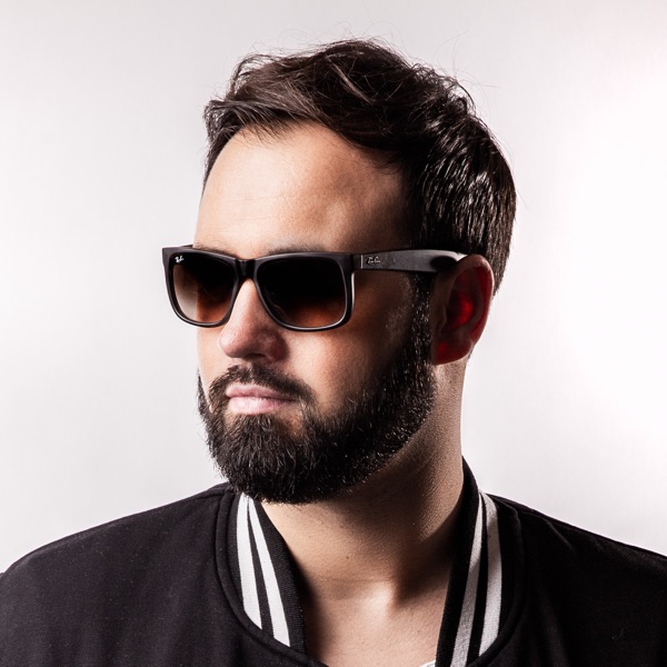 Nicky Jones's avatar