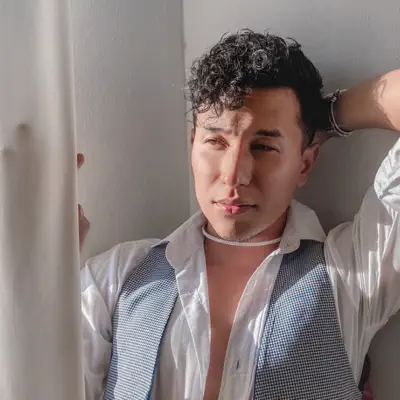 Listen to Jessy Portillo, watch music videos, read bio, see tour dates & more!