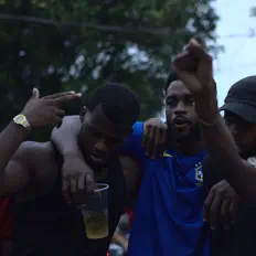 Poslechněte si interpreta Vagnão, sledujte hudební videa, přečtěte si životopis, podívejte se na data turné a další informace.