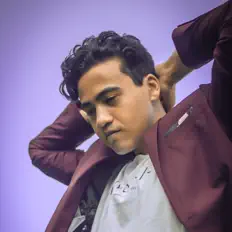 Dengarkan Dillon John, tonton video musik, baca bio, lihat tanggal tur & lainnya!