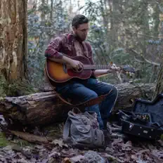 Just Mark सुनें, म्यूज़िक वीडियो देखें, बायो पढ़ें, दौरे की तारीखें और बहुत कुछ देखें!