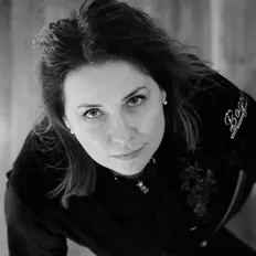 Luister naar Ирина Белякова, bekijk muziekvideo's, lees de bio, bekijk de tourdata, en meer!