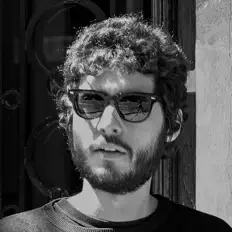 Gilles Sonsino: песни, клипы, биография, даты выступлений и многое другое.