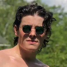 Listen to Ryan Leary, watch music videos, read bio, see tour dates & more!