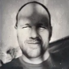 Ryan Henke dinle, müzik videolarını izle, biyografisini oku, tur tarihlerini ve daha fazlasını gör!