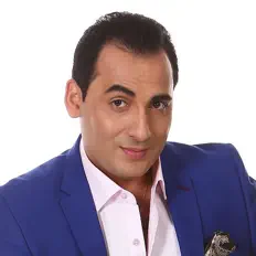 聆聽 David Davidov、觀看音樂影片、閱讀小傳、查看巡演日期等！