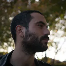 Dengarkan Emilio Mercuri, tonton video musik, baca bio, lihat tanggal tur & lainnya!