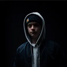 收听 Nils Klein、观看音乐视频、阅读小传、查看巡演日期等 ！