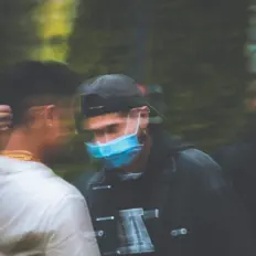 聆聽 Richii Racks、觀看音樂影片、閱讀小傳、查看巡演日期等！