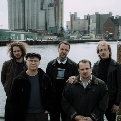 Listen to Swutscher, watch music videos, read bio, see tour dates & more!