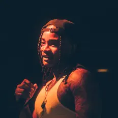 Mixed Miyagiを聴いたり、ミュージックビデオを鑑賞したり、経歴やツアー日程などを確認したりしましょう！