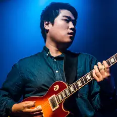 Dengarkan David Feily, tonton video musik, baca bio, lihat tanggal tur & lainnya!