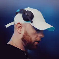 Dengarkan Richard Fraioli, tonton video musik, baca bio, lihat tanggal tur & lainnya!