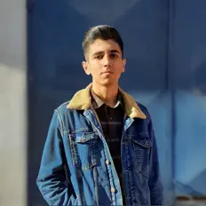 Laçin dinle, müzik videolarını izle, biyografisini oku, tur tarihlerini ve daha fazlasını gör!