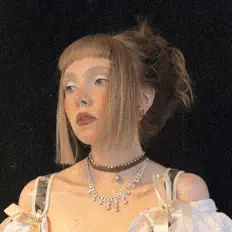 收听 АХ、观看音乐视频、阅读小传、查看巡演日期等 ！