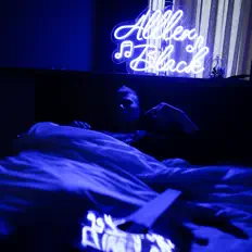 Dengarkan Alllex Black, tonton video musik, baca bio, lihat tanggal tur & lainnya!