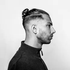 Poslechněte si interpreta BOADU, sledujte hudební videa, přečtěte si životopis, podívejte se na data turné a další informace.