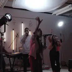 Escucha a Zamar, mira videos musicales, lee su biografía, consulta las fechas de las gira y más.