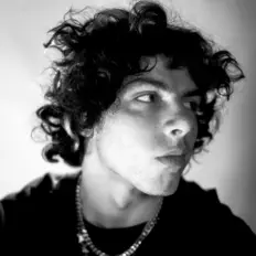 Escucha a Aim Vision, mira videos musicales, lee su biografía, consulta las fechas de las gira y más.