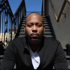 Ma$terpeace: песни, клипы, биография, даты выступлений и многое другое.