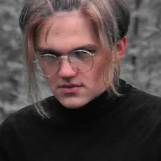 Posłuchaj wykonawcy Dimitriy, obejrzyj teledyski, przeczytaj biografię, zobacz daty tras koncertowych i nie tylko!