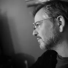 Poslechněte si interpreta Kenneth Kirschner, sledujte hudební videa, přečtěte si životopis, podívejte se na data turné a další informace.