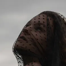 Leah Rachelle: песни, клипы, биография, даты выступлений и многое другое.