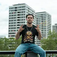 Listen to Masmes, watch music videos, read bio, see tour dates & more!