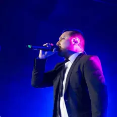 Cristian Morales: песни, клипы, биография, даты выступлений и многое другое.