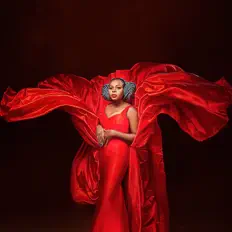 Ouve Daisy, vê vídeos de música, lê a biografia, vê as datas da digressão e muito mais!