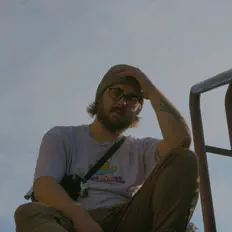 Posłuchaj wykonawcy BILL BAUS, obejrzyj teledyski, przeczytaj biografię, zobacz daty tras koncertowych i nie tylko!