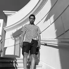 Escucha a Cody Cody Cody, mira videos musicales, lee su biografía, consulta las fechas de las gira y más.