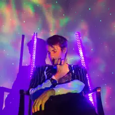 Ascolta Max Nunn, guarda video musicali, leggi la biografia, vedi le date del tour & altro!