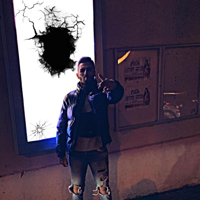 ZASE SVÍTÁ - Single