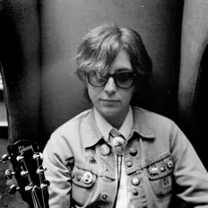 Dengarkan Bobby Dove, tonton video musik, baca bio, lihat tanggal tur & lainnya!