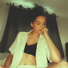 Hör dir Kaye Orbit an, schau dir Musikvideos an, lies die Biografie, finde Tourdaten und mehr!