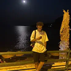 Escucha a İmpo, mira videos musicales, lee su biografía, consulta las fechas de las gira y más.