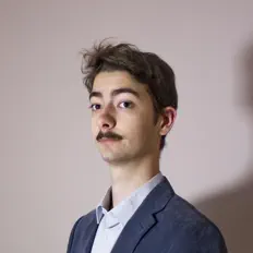 Poslechněte si interpreta Grégoire Blanc, sledujte hudební videa, přečtěte si životopis, podívejte se na data turné a další informace.