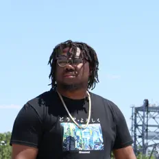 收听 A.J. Felton、观看音乐视频、阅读小传、查看巡演日期等 ！